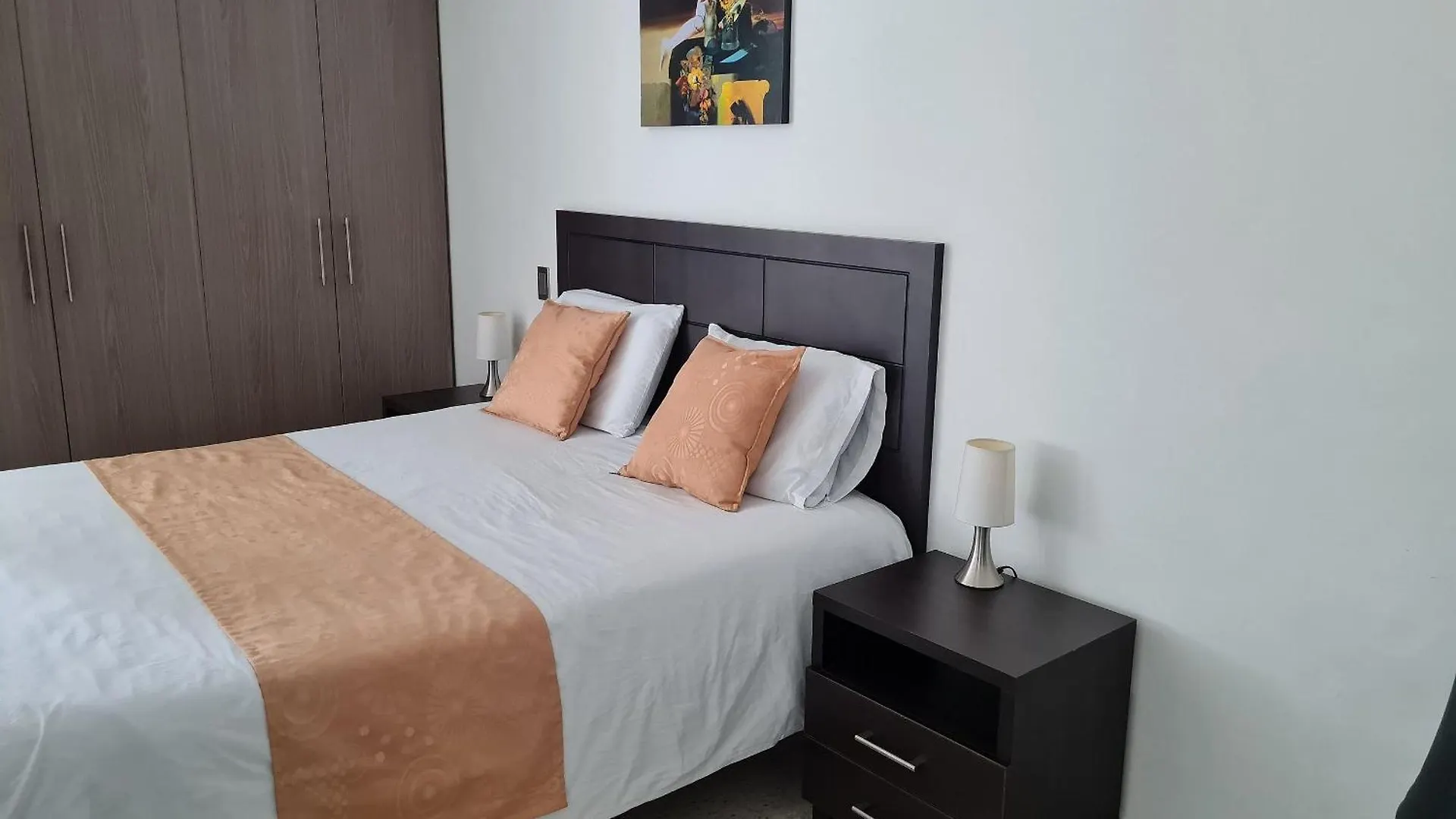 501 Moderno Aparta-Suite En Versalles Tipo Loft - Cali Tower Suites & Lofts 0*,