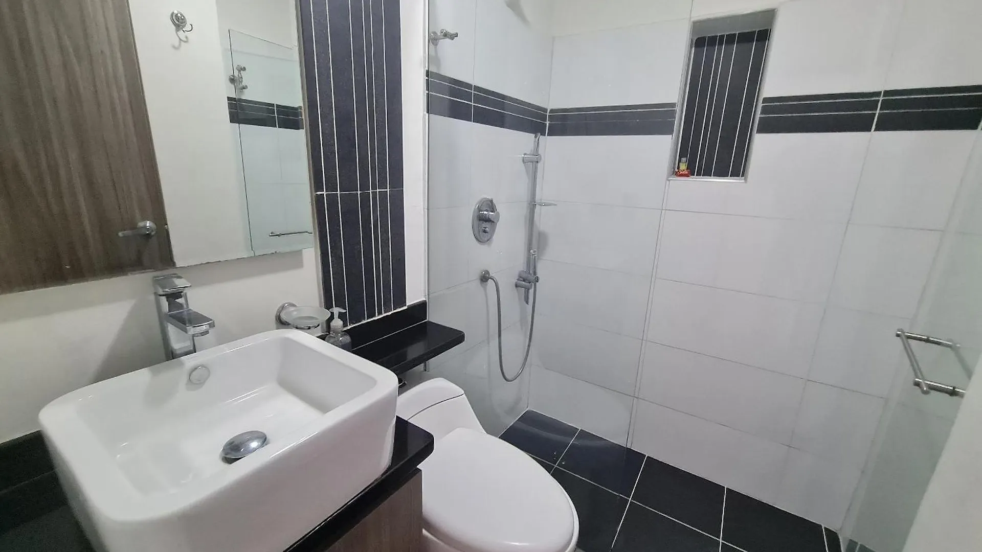 501 Moderno Aparta-Suite En Versalles Tipo Loft - Cali Tower Suites & Lofts 公寓